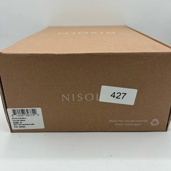 Nisolo Black Flats Modern Minimalist Design - Picture 4 of 5